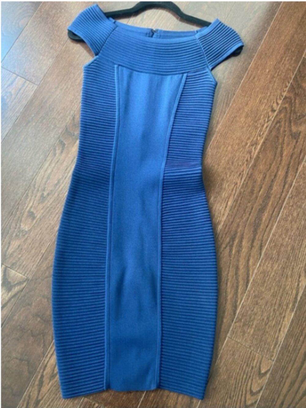 le château Navy Ribbed Panel Midi Dress